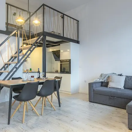Apartament Z Antresolą Nowa Papiernia